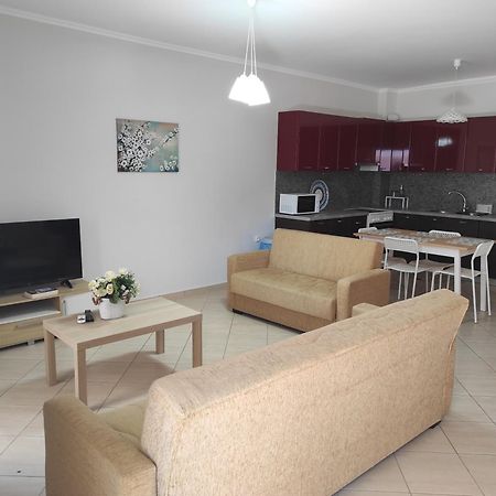Moiras Apartments Lefkada City Room photo